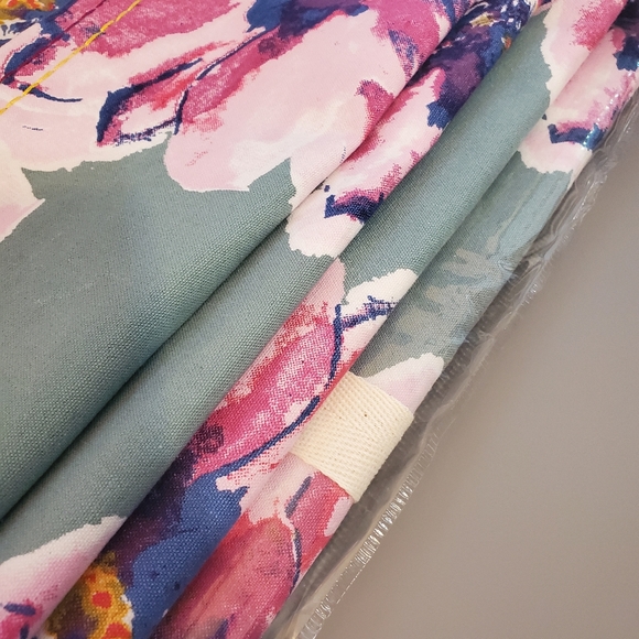 🌸 Cost Plus World Market 'Annabel' Table Linens - Picture 7 of 10